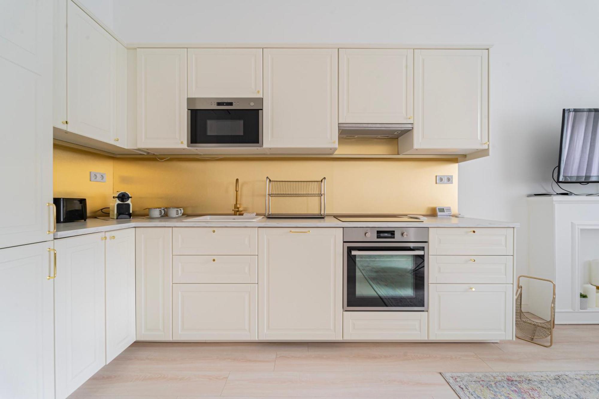 Luxury By Castle District, Free Parking Apartamento